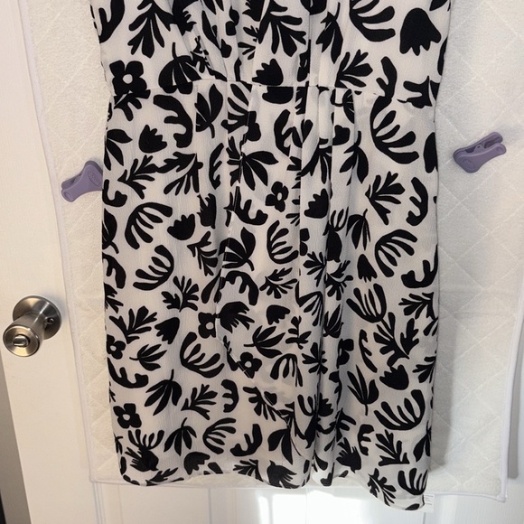 (RTR) Donna Morgan abstract dress - Picture 5 of 8